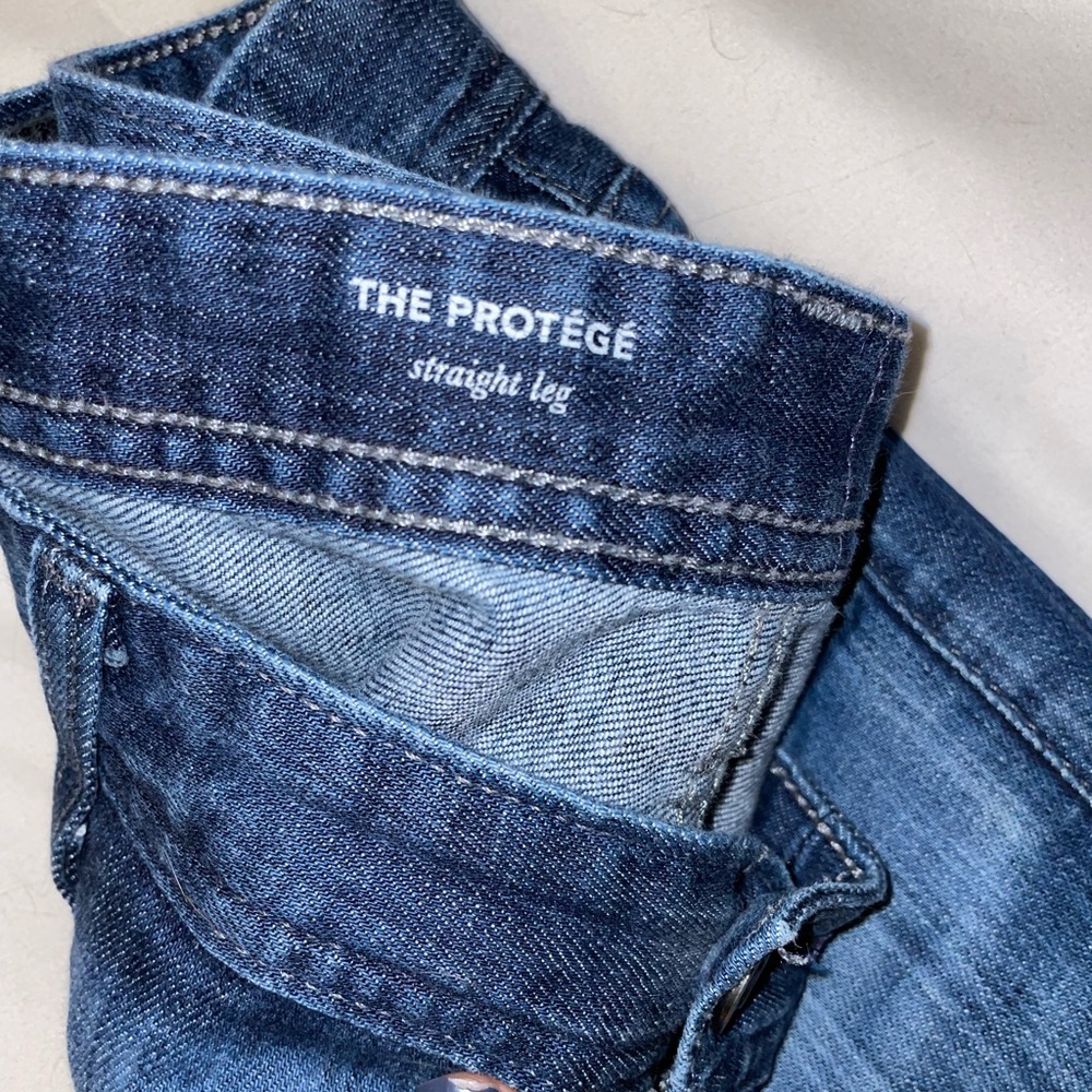 Men’s AG straight leg Jean.